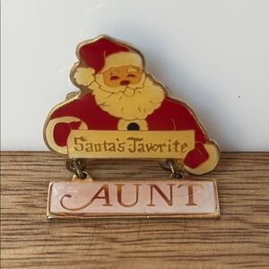 VTG Entennia Productions 1980 Santa’s Favorite Aunt Pin Brooch